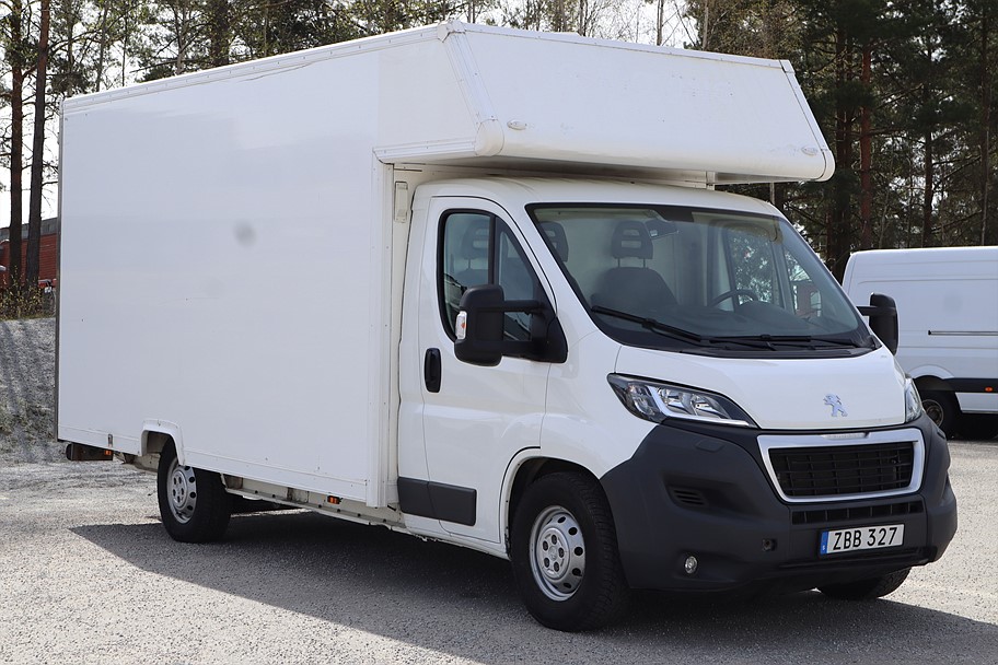 Peugeot Boxer 2.0 BlueHDi 163HK VÄRMARE 6850MM MOMSBIL