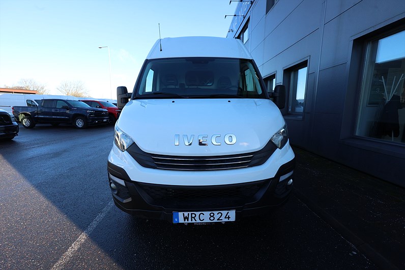 Iveco Daily 35 2.3 JTD Hi-Matic L2H2 12m3 Värmare LEASBAR