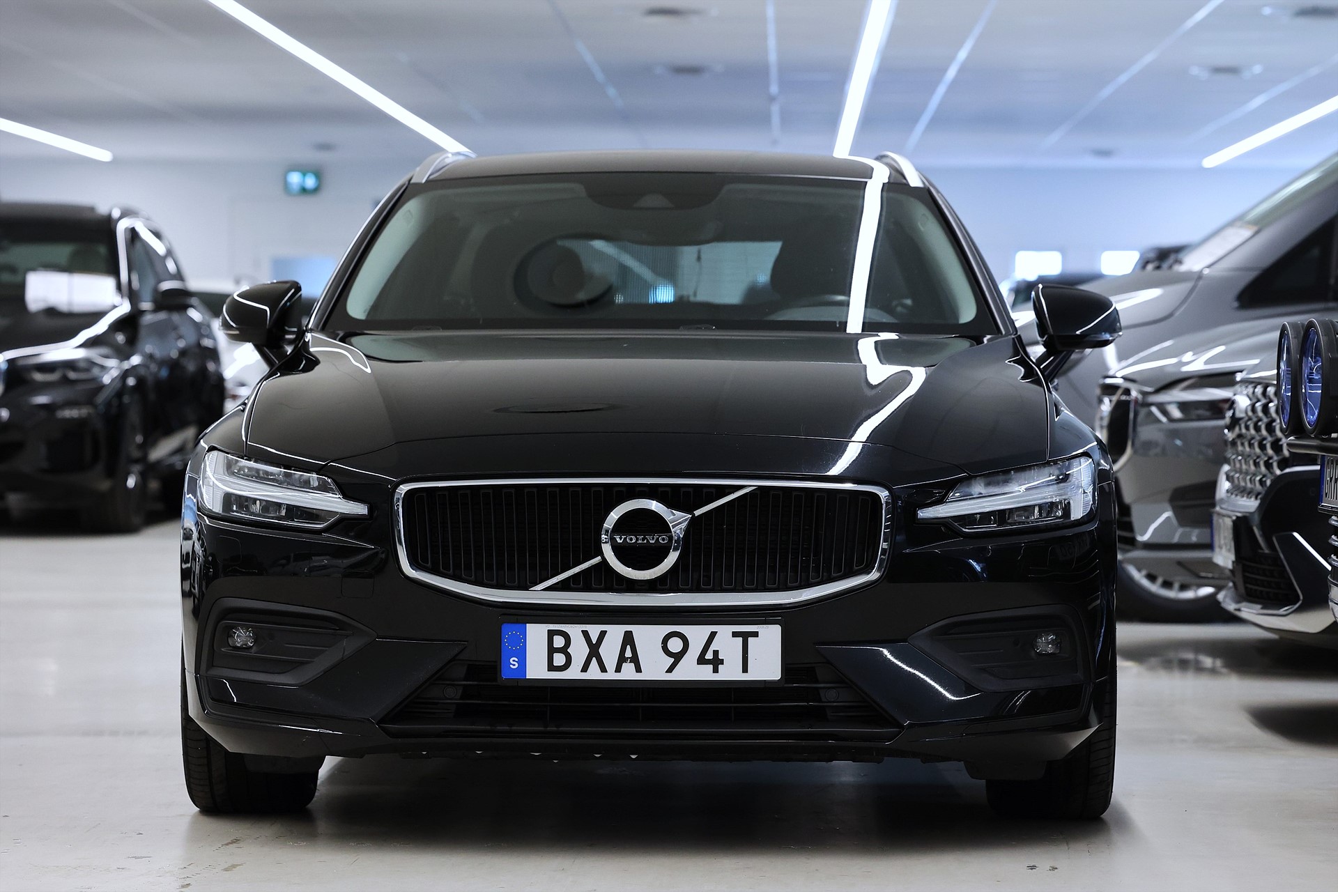 Volvo V60 D4 AWD 190hk Momentum Drag Keyless Navi LEASBAR