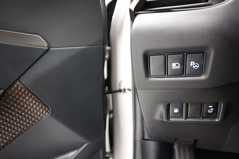Toyota C-HR 1.8 HSD Executive Teknik JBL 360:- Årsskatt