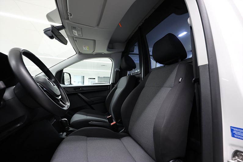Volkswagen Caddy 1.4 TSI 125hk Värmare Drag LEASBAR