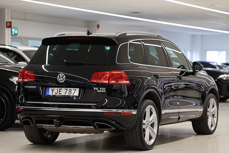 Volkswagen Touareg 3.0 TDI 4M 204hk R-Line Skinn Drag Design