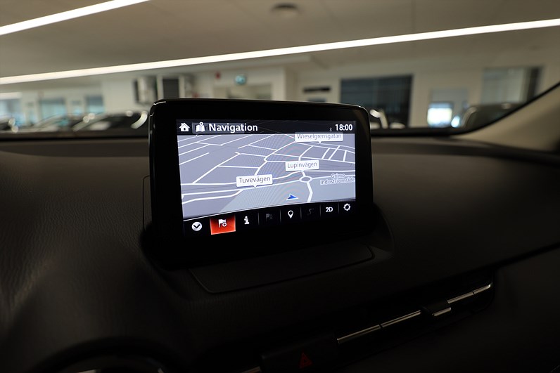 Mazda CX-3 2.0 121hk Skyactive Optimum Bose HUD Drag