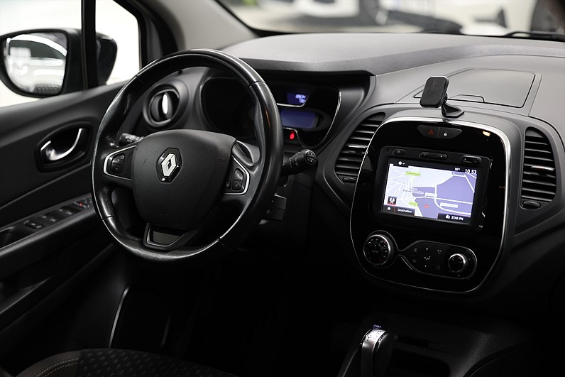 Renault Captur 1.2 TCe 120hk Intens Keyless Navi PDC
