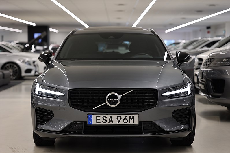 Volvo V60 T6 AWD TwEn 340hk R-Design Pano H/K Drag HUD 360