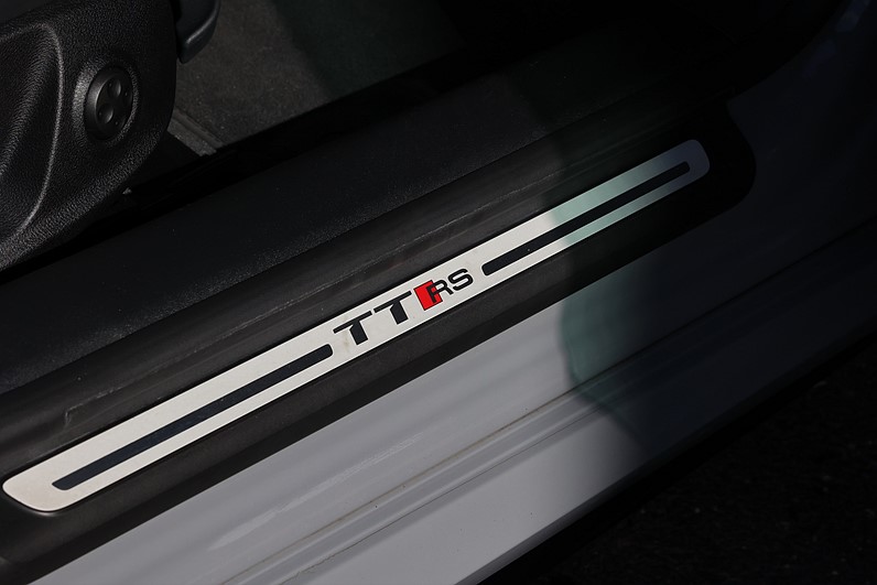 Audi TT RS 2.5 TFSI Coupé 400hk Q Nardo Grey B&O Matrix LED Sv-såld