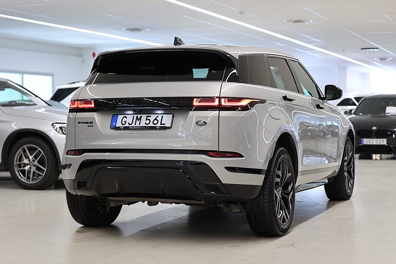 Range Rover Evoque P300e AWD PHEV R-Dynamic Pano