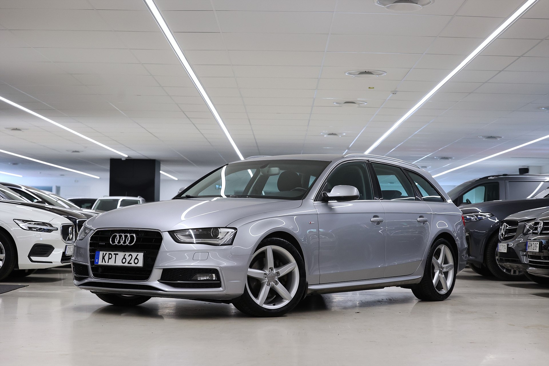 Audi A4 Avant 2.0 TDI 190hk Quattro S-line Drag PDC