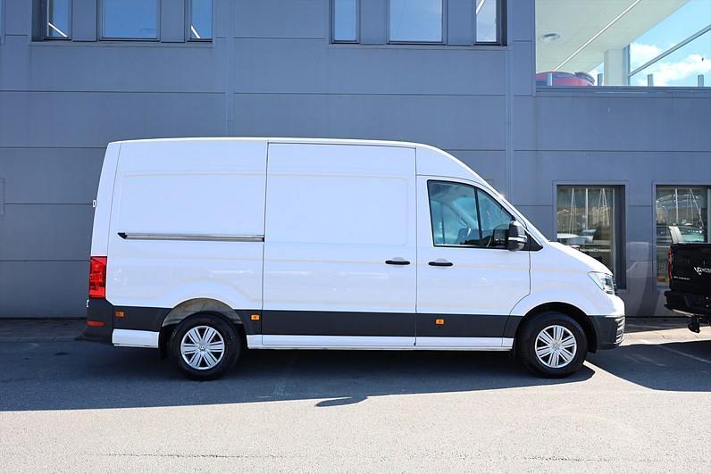 Volkswagen Crafter 2.0 TDI 140hk L2H2 Värmare Drag LEASBAR