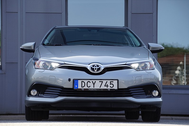 Toyota Auris 1.2T 116hk Active Drag Bluetooth Årsskatt 822kr