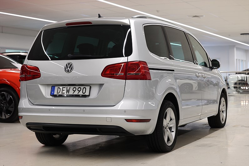 Volkswagen Sharan 2.0 TDI 140hk 7-sits Pano Värmare PDC