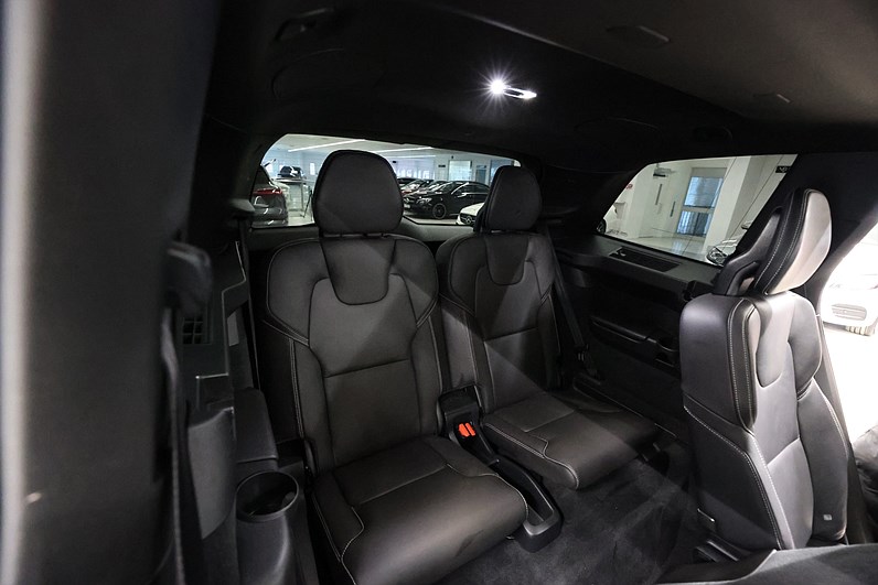 Volvo XC90 T8 AWD TwEn 407hk R-Design 7-SITS Pano