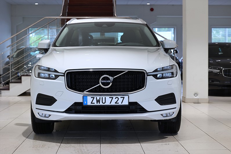 Volvo XC60 B4 197hk Momentum Adv Keyless B-kamera Drag