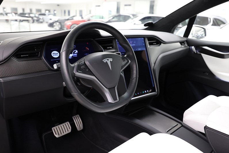 Tesla Model X Performance AWD Ludicrous+ 6-sits Premium