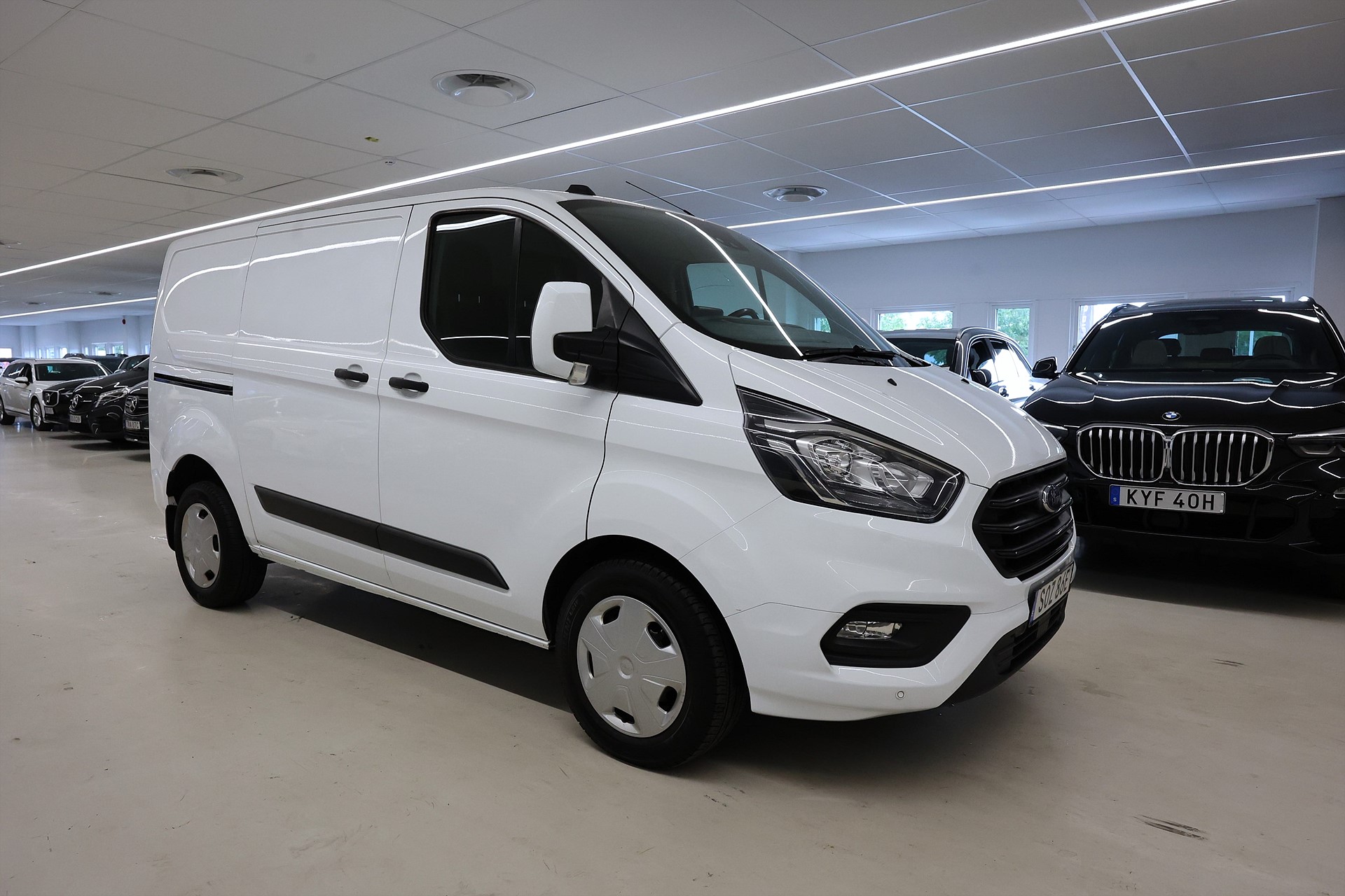 Ford Transit Custom 280 2.0 130hk Värmare B-kamera Carplay