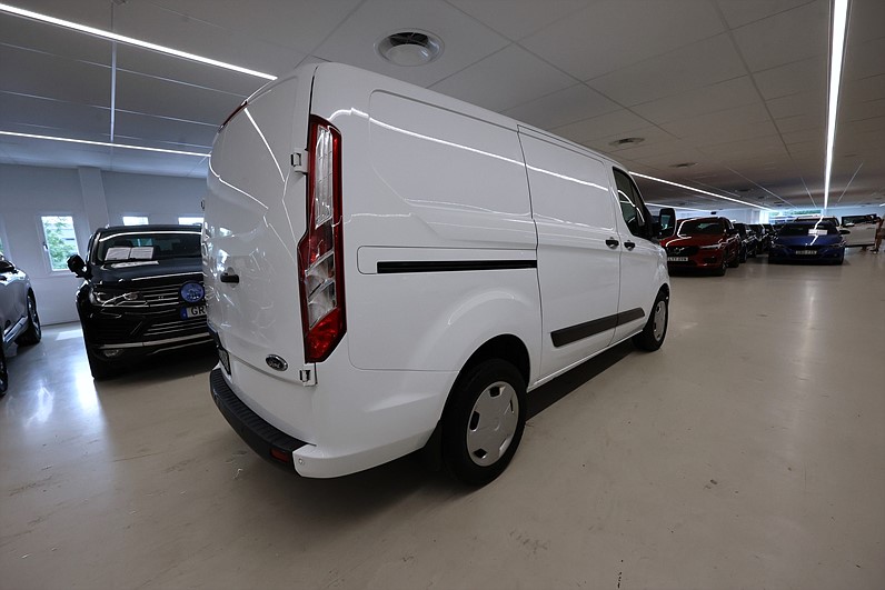 Ford Transit Custom 280 2.0 130hk Värmare B-kamera Carplay