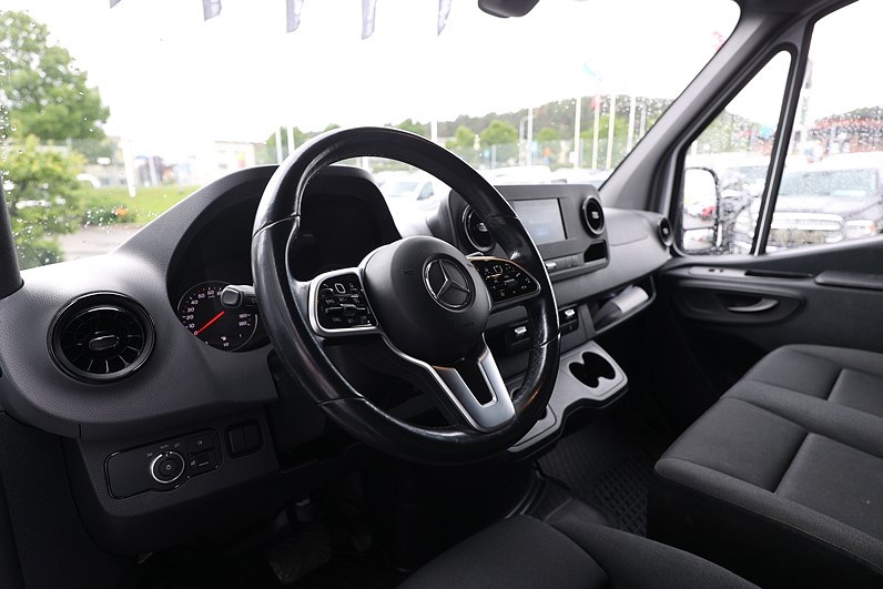 Mercedes-Benz Sprinter 316 CDI 163hk L3 14m3 Drag Värmare