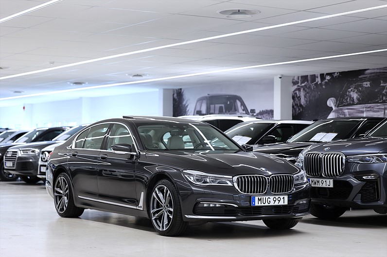 BMW 730d xDrive 265hk Taklucka H/K HUD Soft-Close Massage