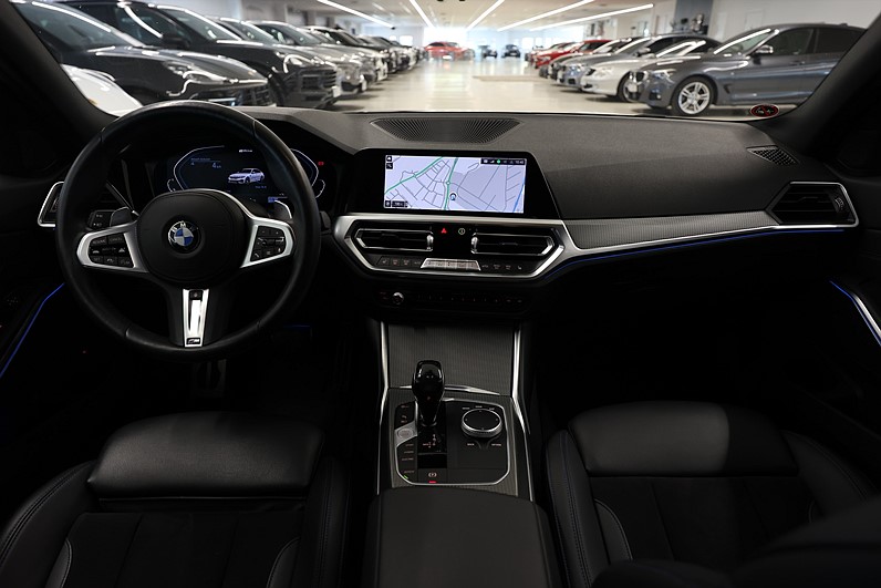 BMW 330e Sedan M Sport Värmare Navi Hifi Årskatt 360:-
