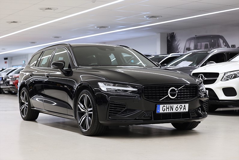 Volvo V60 Recharge T8 AWD R-Design Navi Keyless B-kamera