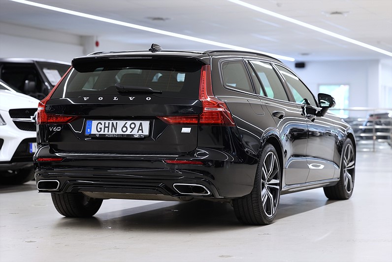 Volvo V60 Recharge T8 AWD R-Design Navi Keyless B-kamera