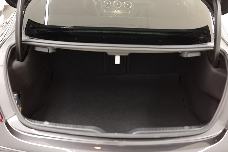 Mercedes-Benz C 300 Coupé 258hk AMG Burmester Pano Cockpit Keyless