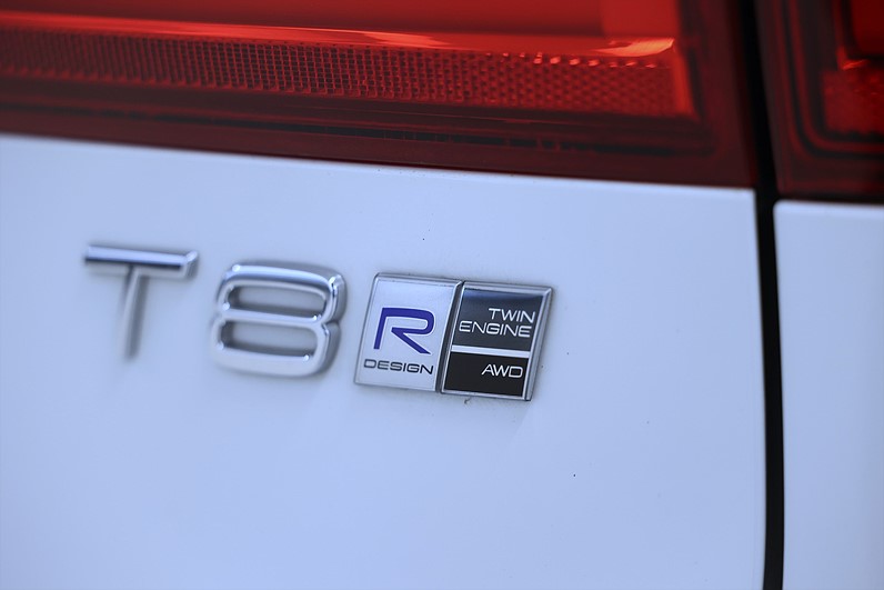 Volvo V90 T8 AWD TwEn 392hk R-design Keyless Orrefors Drag