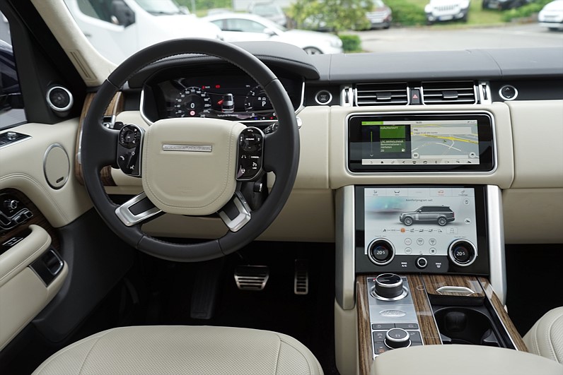 Land Rover Range Rover Vogue D300 AWD MHEV Westminister Pano Meridian HUD