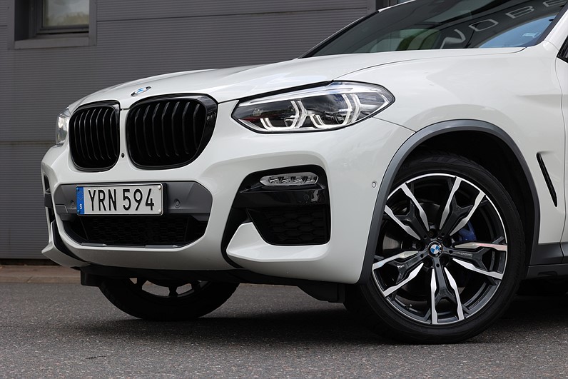 BMW X4 xDrive 30i 252hk M Sport X H/K Pano Keyless Navi 360-kamera