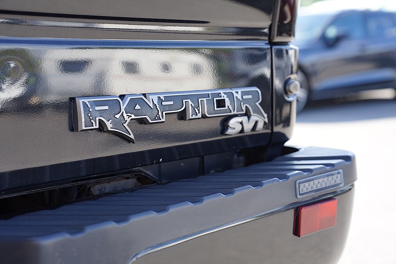 Ford F-150 SuperCrew SVT Raptor 6.2L V8 Taklucka