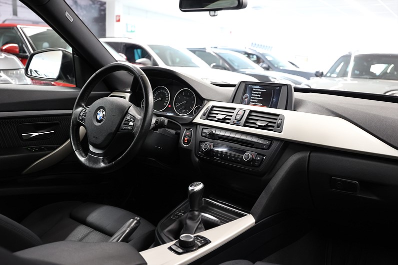 BMW 320d Gran Turismo 184hk Advantage Drag PDC