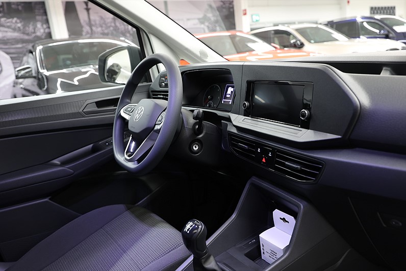 Volkswagen Caddy Maxi 2.0 TDI 102hk Värmare Drag Leveransklar