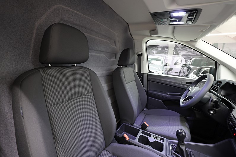 Volkswagen Caddy Maxi 2.0 TDI 102hk Värmare Drag Leveransklar