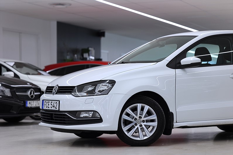 Volkswagen Polo 1.2 TSI 90hk Automat Årskatt 360:-