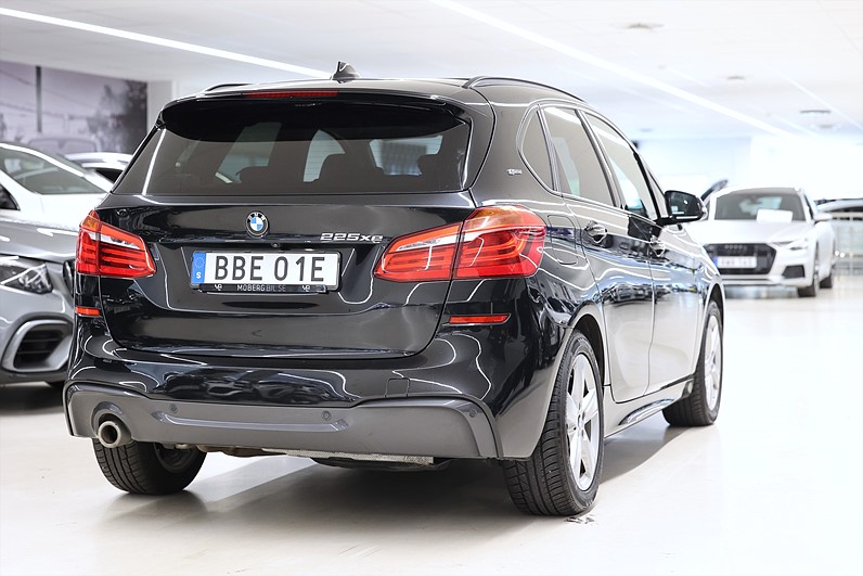 BMW 225xe Active Tourer 224hk M Sport Pano HUD Hifi B-kamera