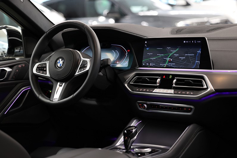Bmw X6 xDrive 40i 333hk Innovation Edition Pano H/K HUD 360° Display Key