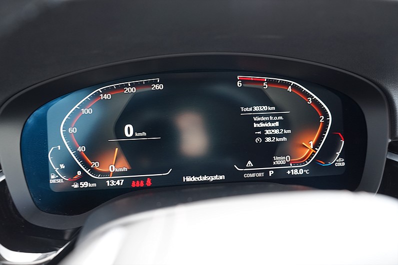 BMW 520d Touring MHEV 190hk Sport Line Cockpit Navi B-kamera