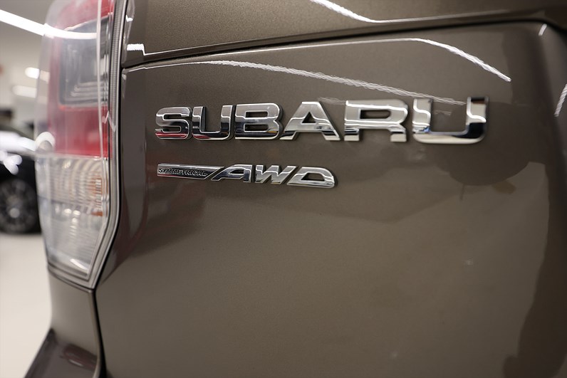 Subaru Forester 2.0 150hk 4WD B-kamera Årsskatt 1614kr