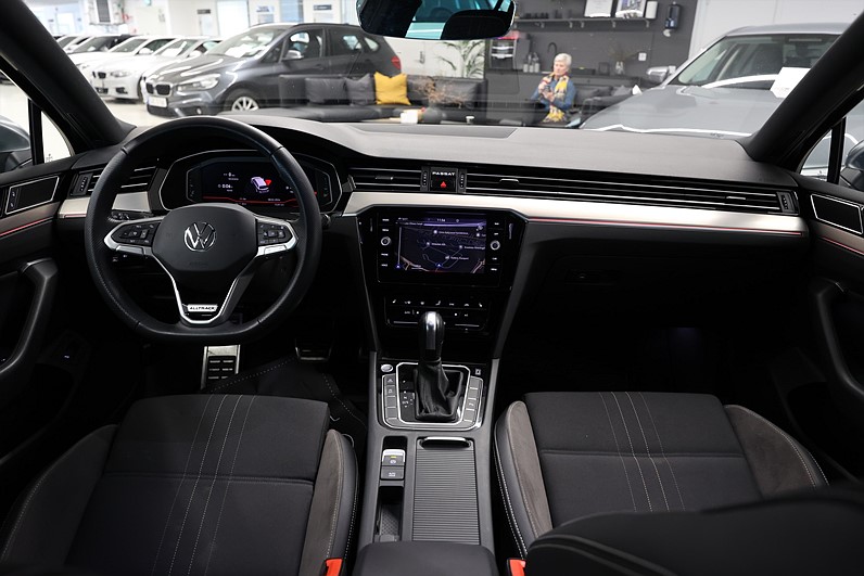 Volkswagen Passat Alltrack 2.0 TDI 4M Executive Cockpit Värmare Drag