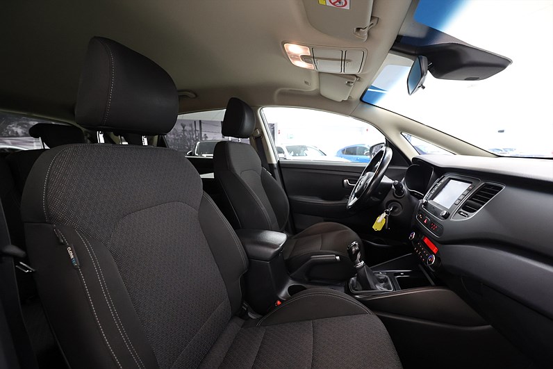 KIA Carens 1.7 CRDi 115hk Advance Plus 7-Sits Drag Navi B-kamera