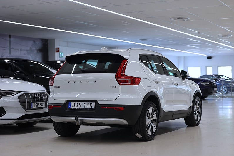 Volvo XC40 T5 Recharge 262hk Momentum Värmare Drag