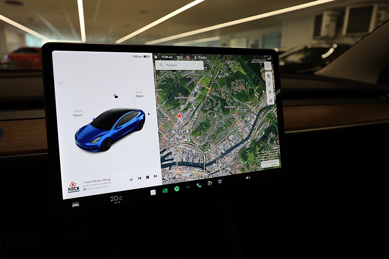 Tesla Model 3 Performance AWD 513hk Pano LEASBAR