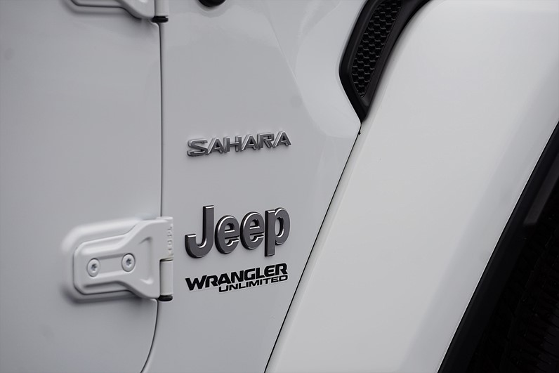 Jeep Wrangler Unlimited 2.0T 4WD 272hk Sahara Taktält Se Spec