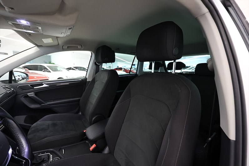 Volkswagen Tiguan 2.0 TDI 4M 190hk R-line Cockpit Värmare