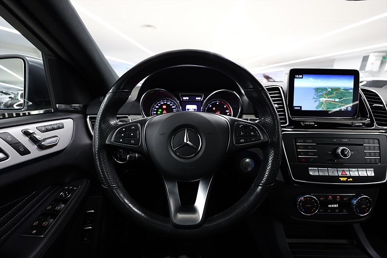 Mercedes-Benz GLE 350 d 4M Coupé AMG H/K Pano Värmare Drag