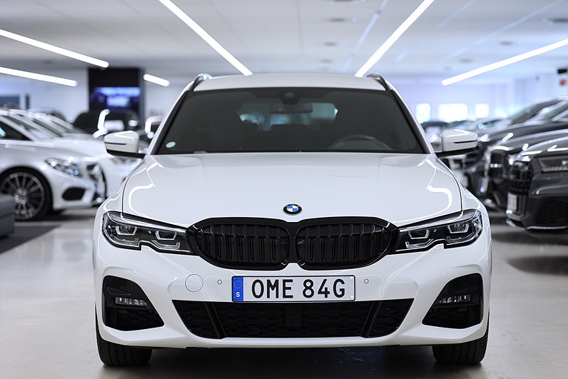 BMW 330e xDrive Touring 292hk M Sport Shadow Navi Drag