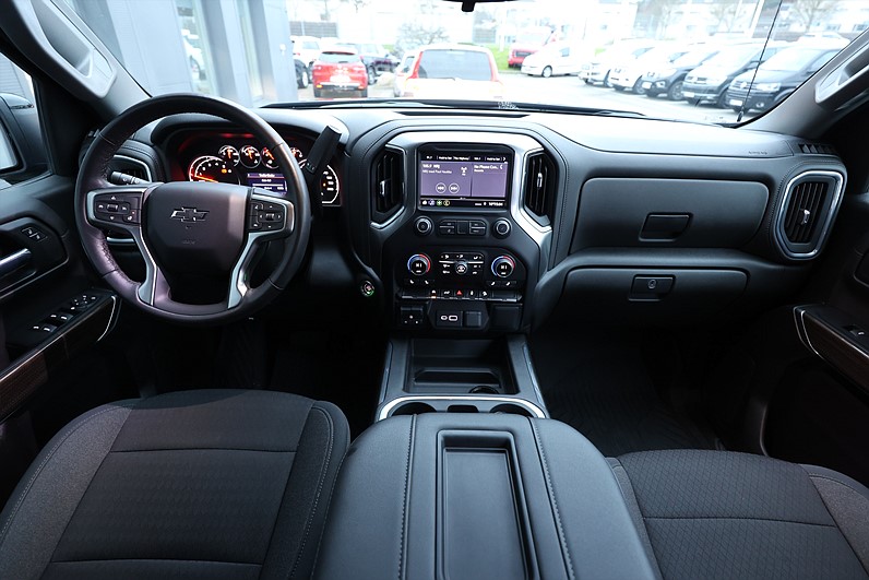 Chevrolet Silverado 1500 RST 5.3 V8 Årsskatt 1878:- Drag LEASBAR .