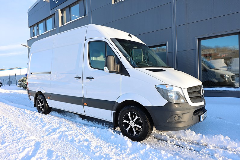 Mercedes-Benz Sprinter 316 CDI 163hk L2H2 B-kamera LEASBAR
