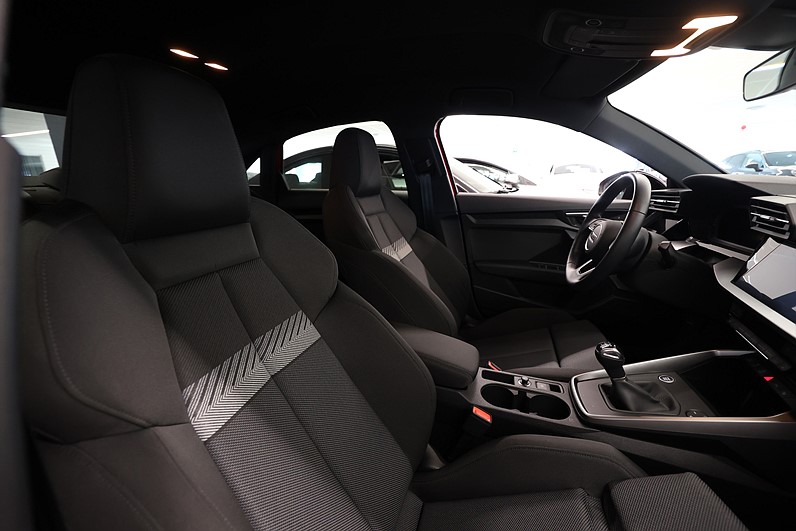 Audi A3 Sedan 35 TFSI 150hk Proline Advanced Optikpaket