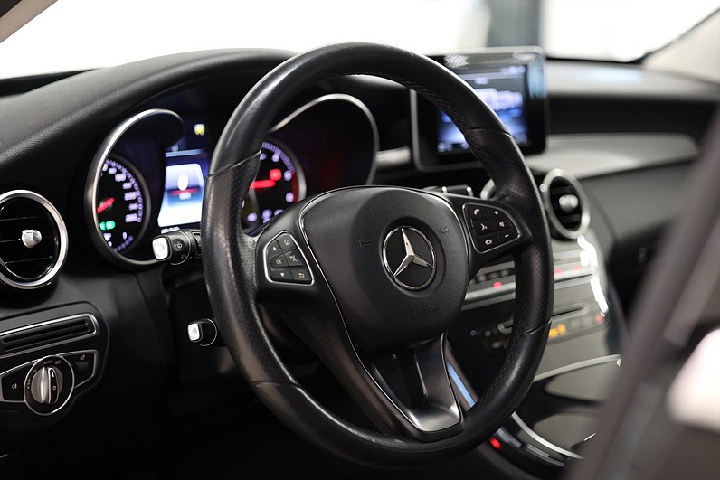 Mercedes-Benz C 220 d T 170hk Avantgarde Värmare LED High Performance